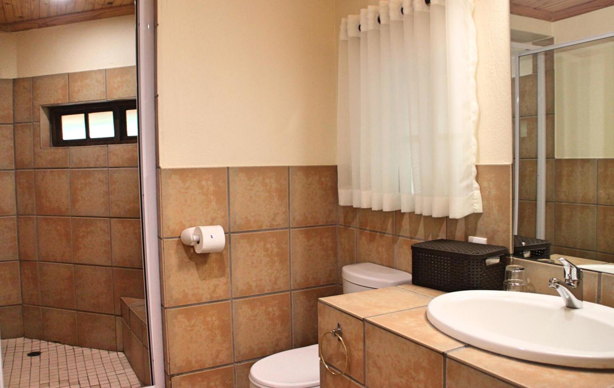 Gooderson Leisure Fairways Self Catering And Timeshare Gold Crown 3* Drakensberg Garden
