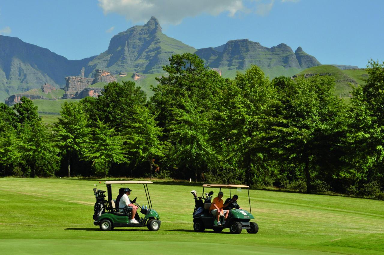 Gooderson Leisure Fairways Self Catering And Timeshare Gold Crown Drakensberg Garden