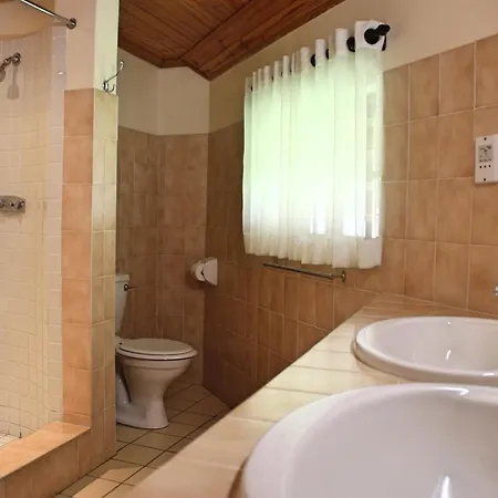 Gooderson Leisure Fairways Self Catering And Timeshare Gold Crown Resort Drakensberg Garden Room photo